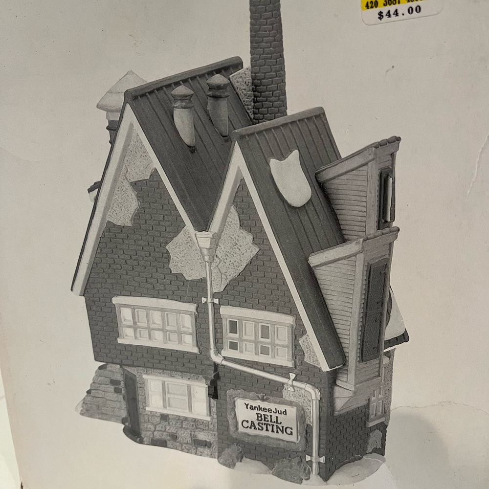 Department 56 Dickens Village Yankee Jud Bell Casting Village House